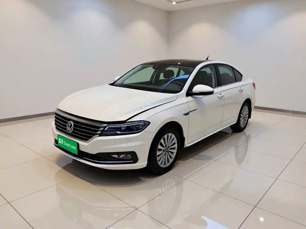 Фото 1 - Volkswagen Lavida