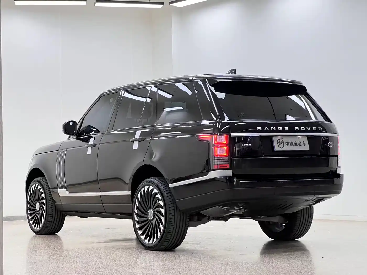 Land Rover Range Rover 2017 3.0 SC V6 Vogue фото 5