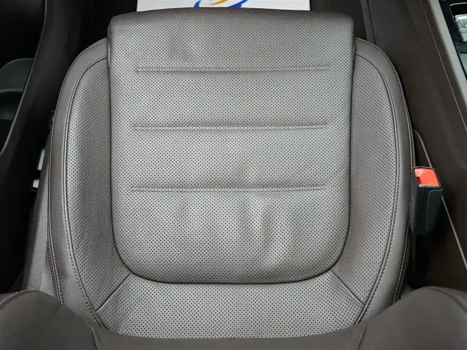 Volkswagen Touareg 2017 3.0TSI Explorer Edition фото 9