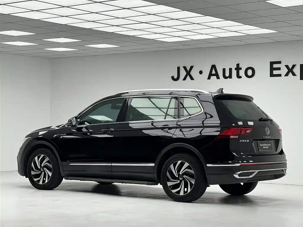 Volkswagen Tiguan L 2023 280TSI 2WD Trend Limited Edition фото 9