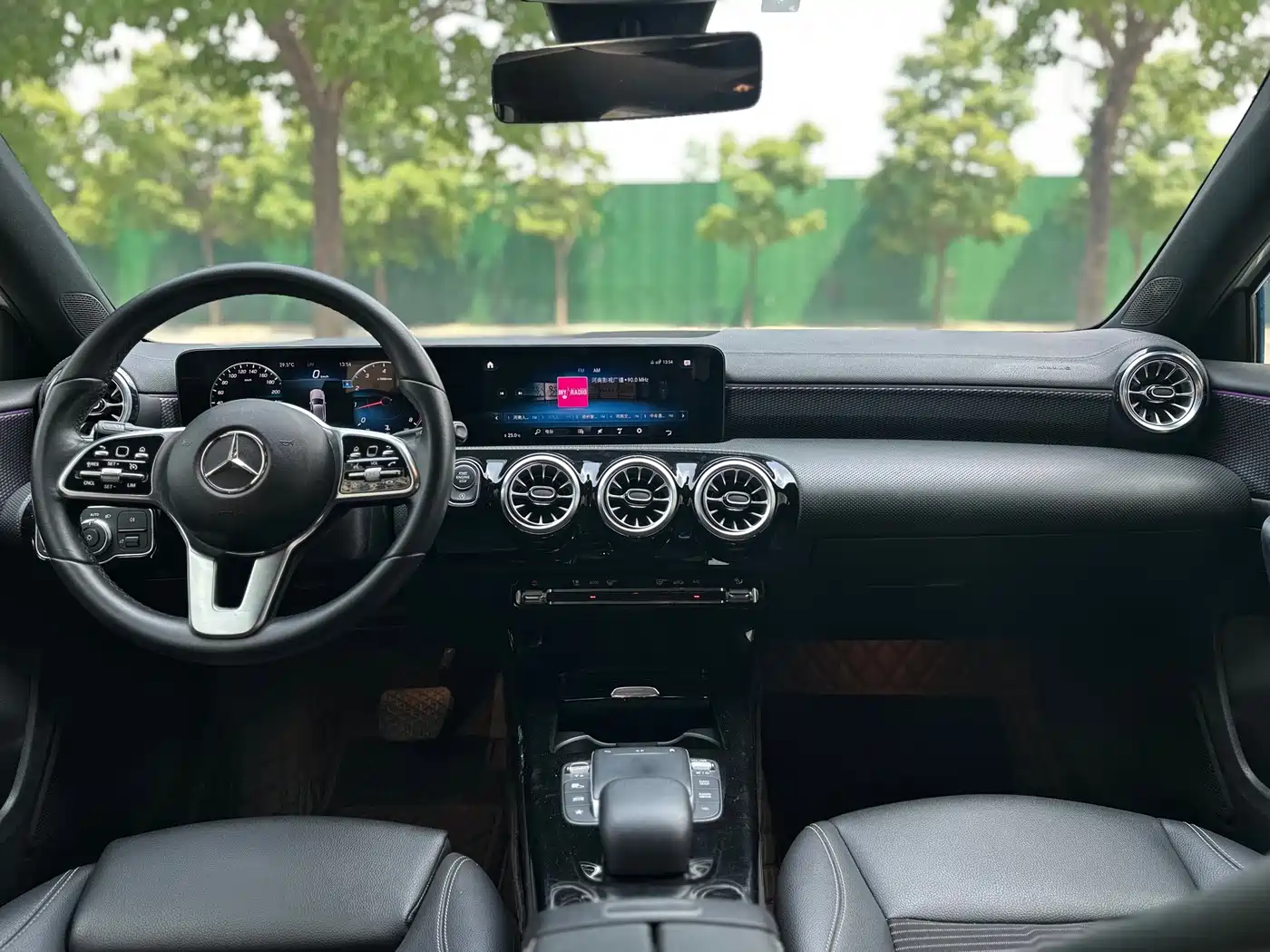Mercedes-Benz A-Class (Import) 2022 A 200 Dynamic фото 5