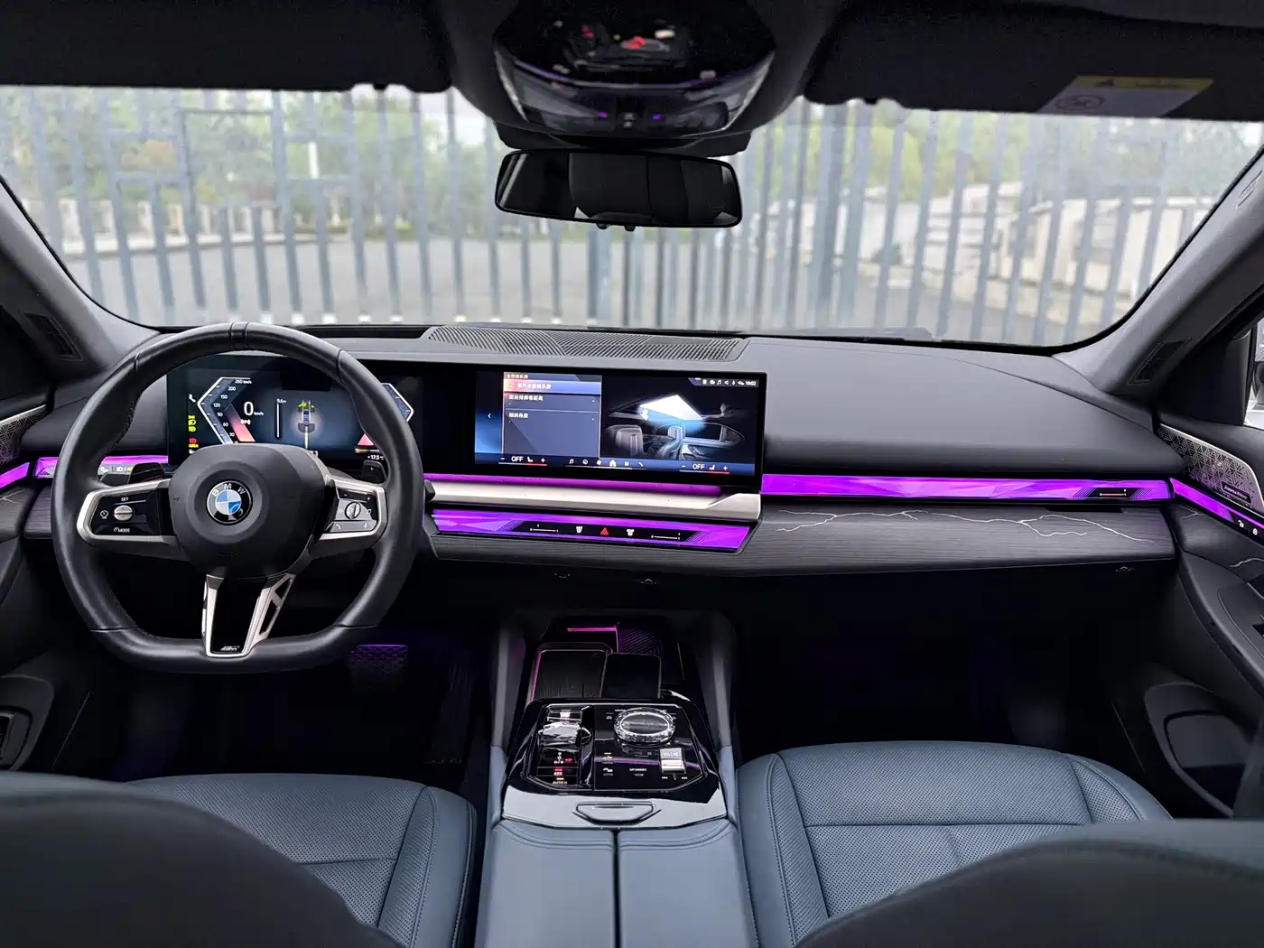 BMW 5 Series 2024 530Li Premium Luxury Package фото 5
