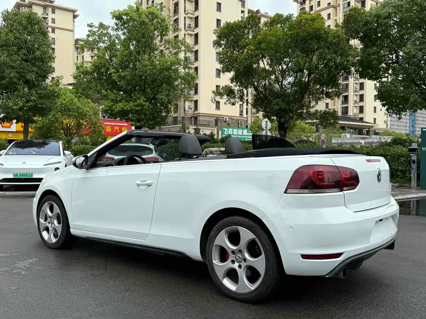 Volkswagen Golf (Import) 2013 2.0TSI GTI Convertible фото 13