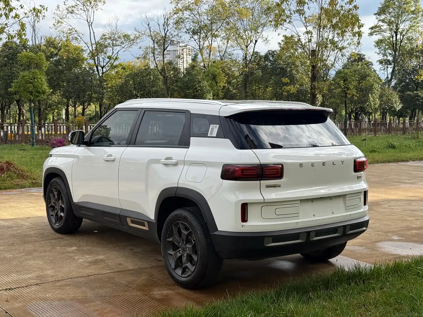 GEELY AUTOMOBILE GEELY ICON