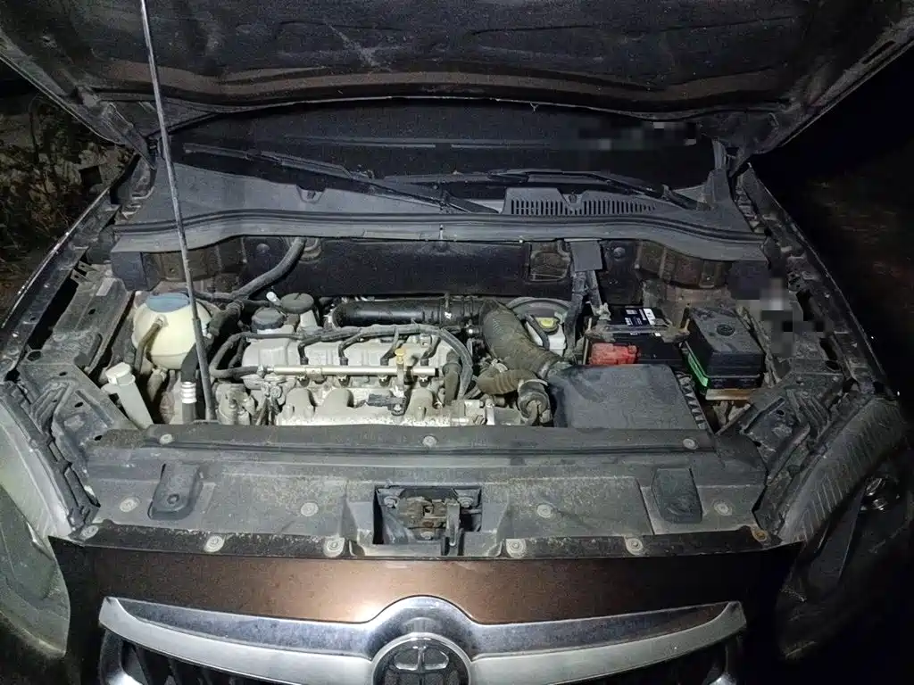 Zhonghua V5 2016 2016 1.5T Automatic 2WD Smart