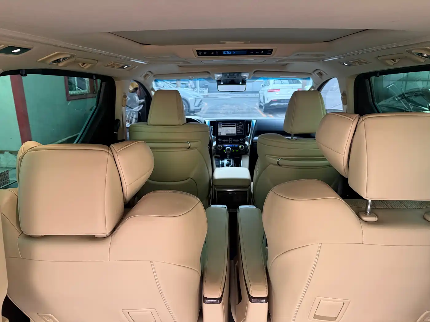 Toyota Vellfire 2021 Crown Hybrid 2.5L HV Supreme Edition фото 15