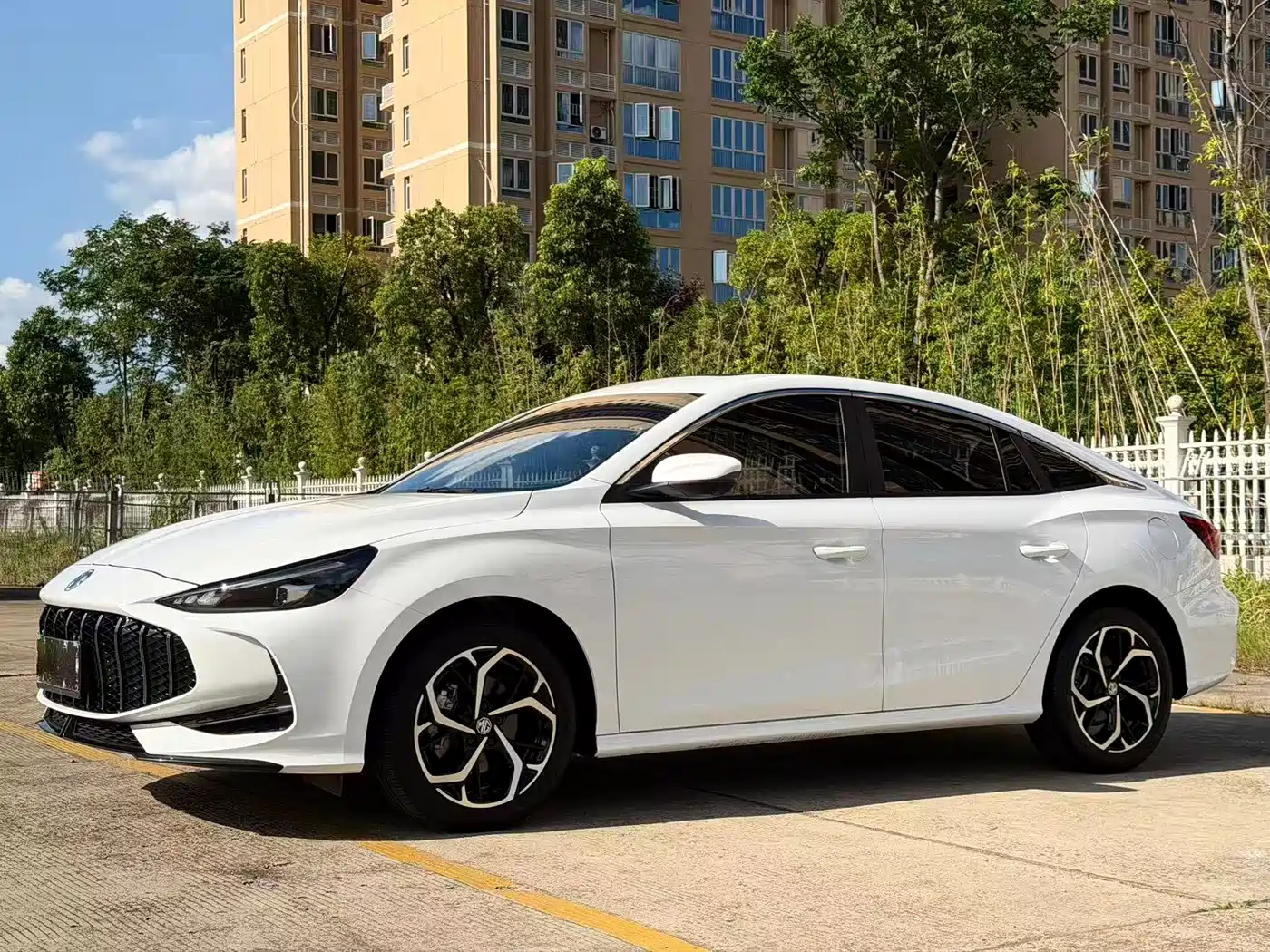 MG 5 2025 300TGI Global Flagship