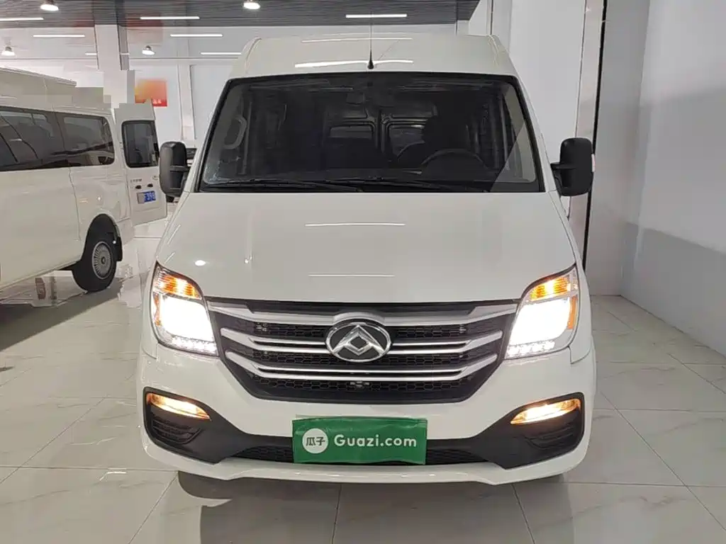 Maxus Xintu V80 2025 2025 Value Edition Aoyun 2.0T Manual Long Wheelbase Medium Roof 127Ps 6/7/9-seater