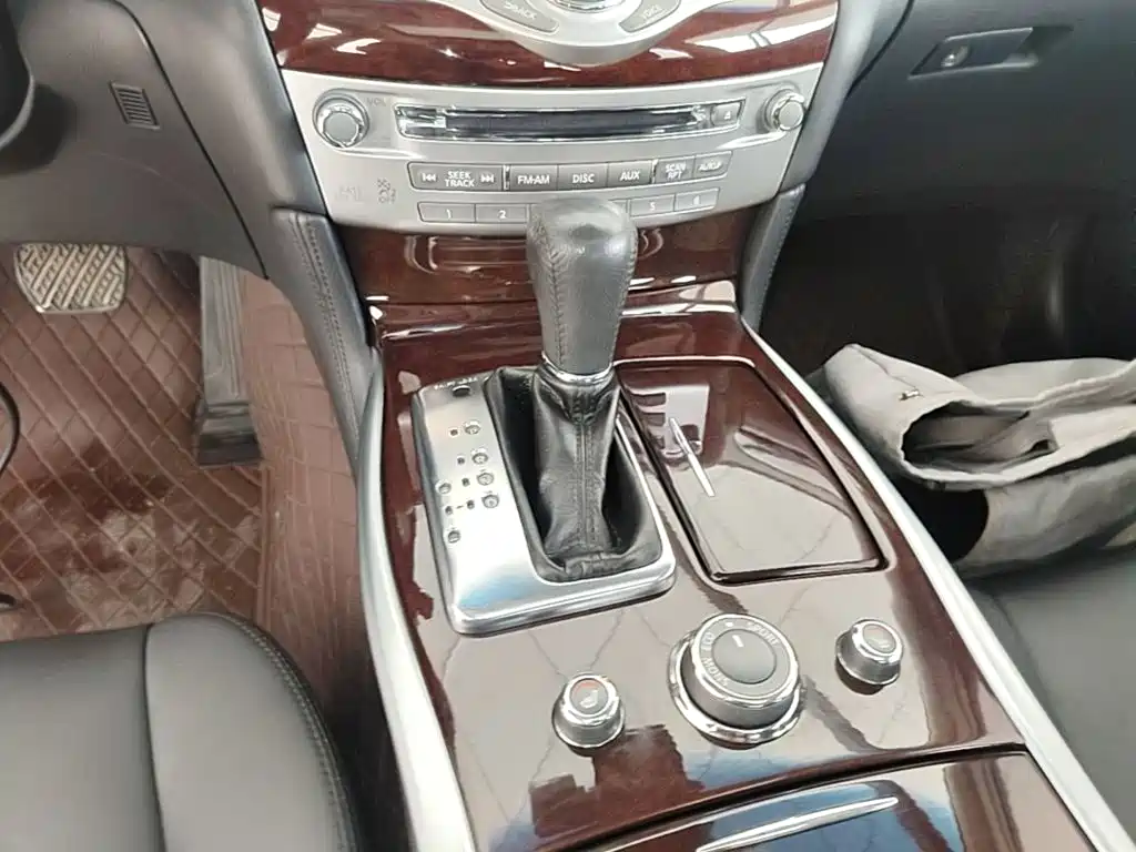 Infiniti Q70 2016 2015 Q70L 2.5L Enjoyment Edition