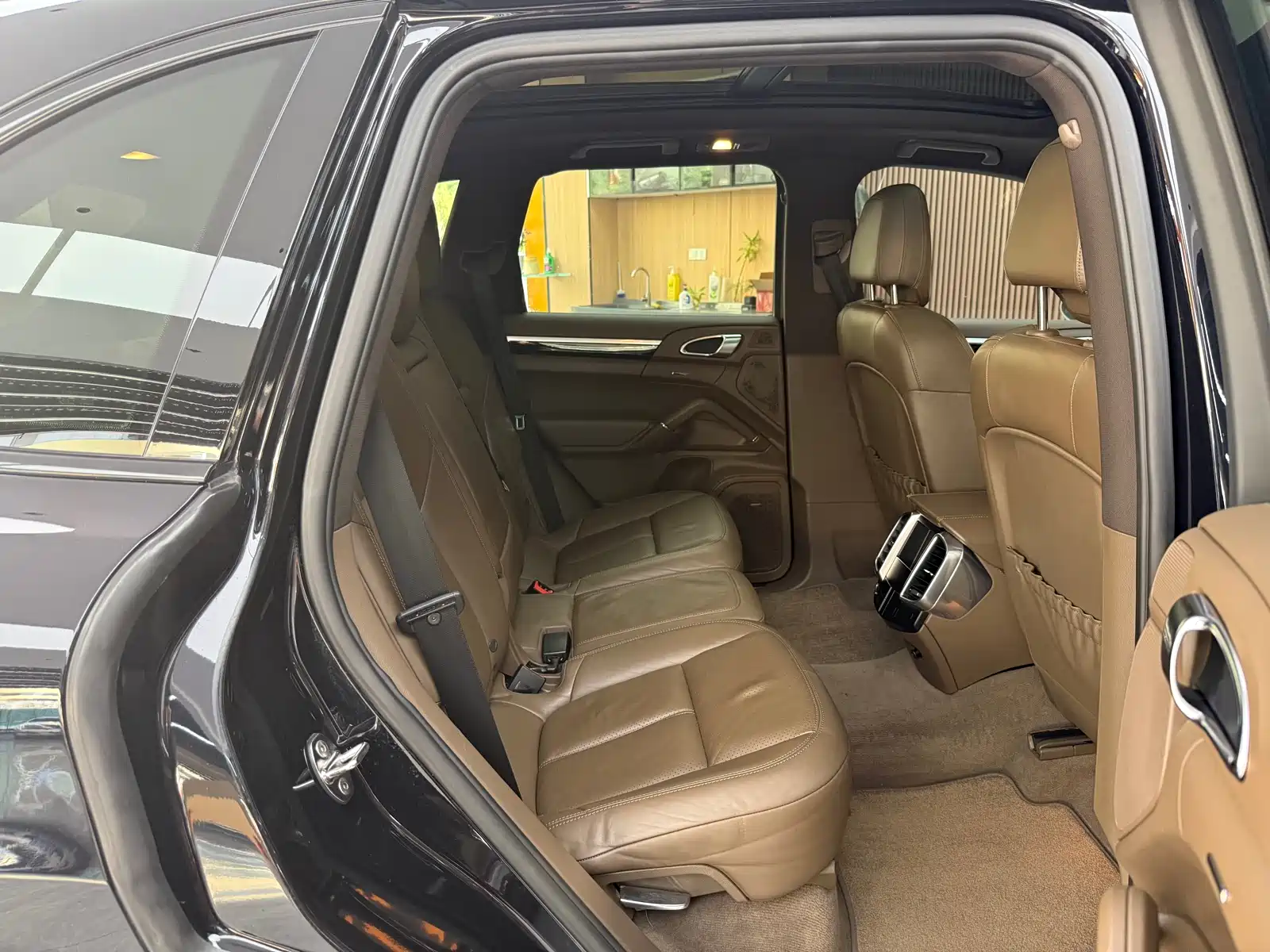 Photo 26 - Porsche Cayenne