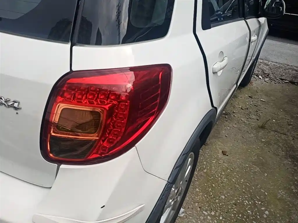 Suzuki SX4 2014 2013 1.6L Automatic Coolray