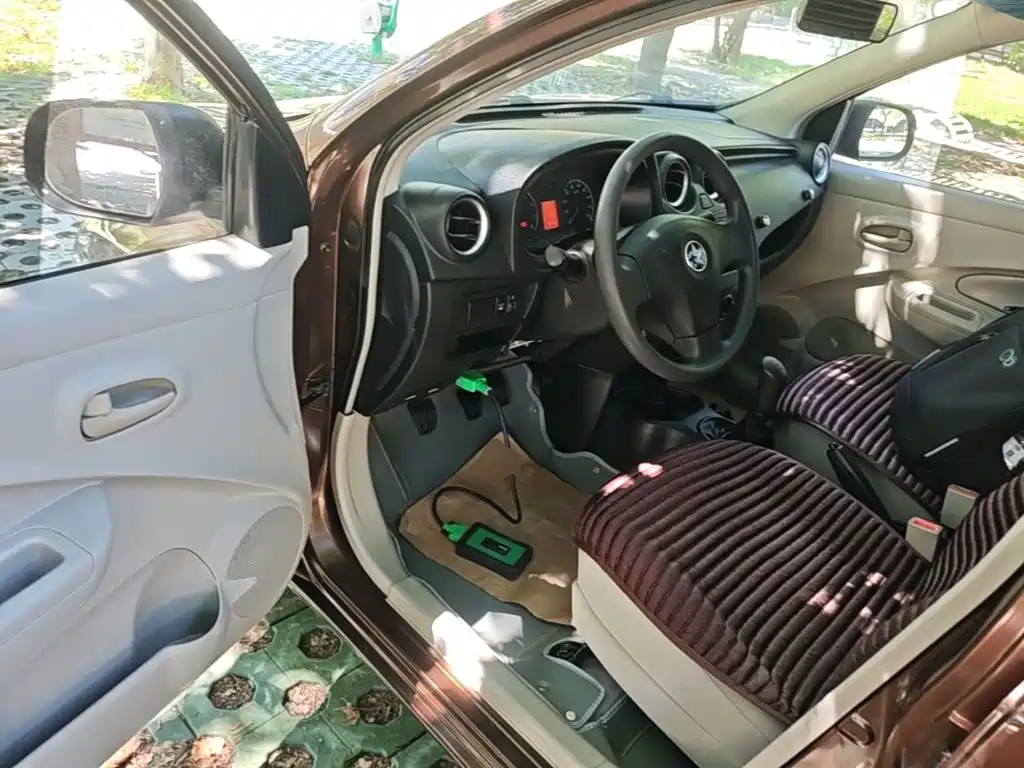 Venucia R30 2016 2014 1.2L Manual Comfort Edition