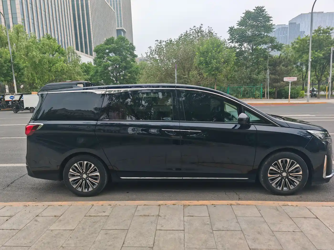 BUICK GL8