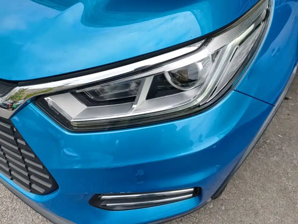 BYD Yuan New Energy 2020 2019 EV360 Smart Connect Premium Edition