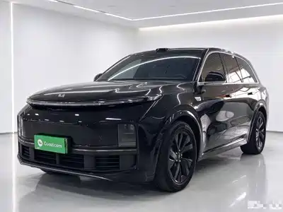Li Auto L8