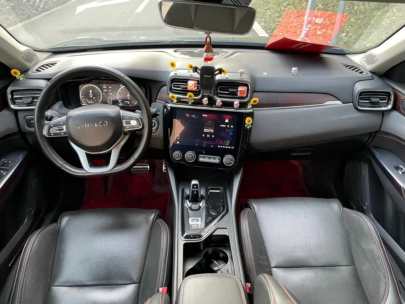 Lynk & Co 02 2018 Model 1.5T DCT 2WD Yao Pro Edition China V фото 10