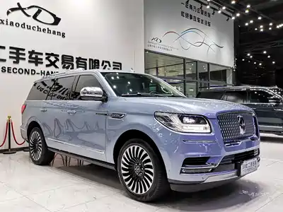 Lincoln Navigator