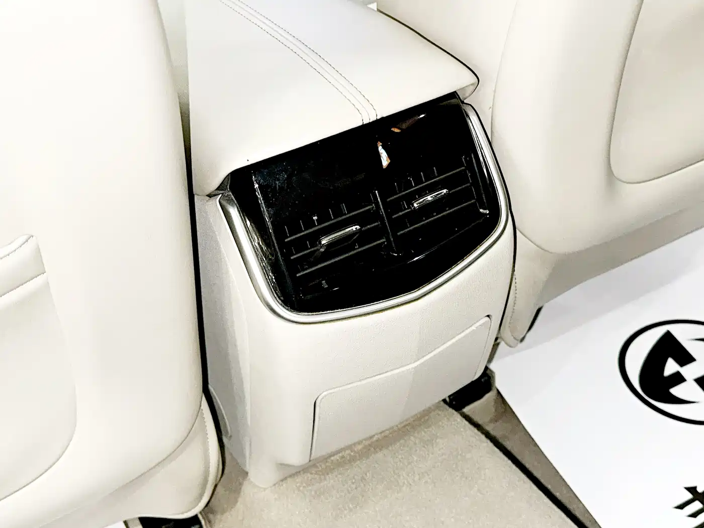 Cadillac XTS 2016 28T Technology фото 11