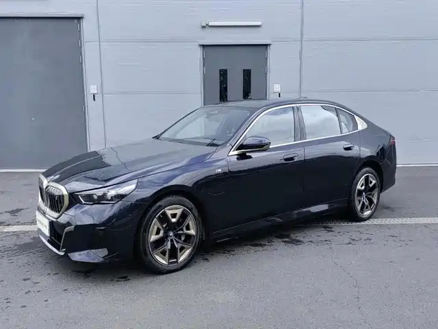 BMW i5 eDrive 35L, M Спорт-пакет