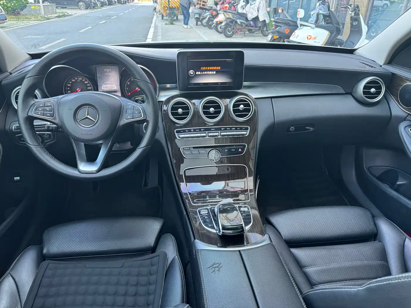 Mercedes-Benz C-Class 2015 Facelift C 200 L фото 10