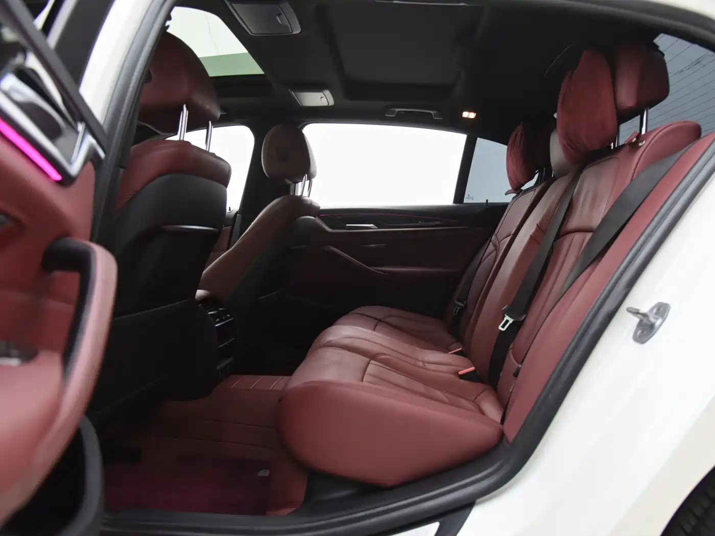 BMW 5 Series 2019 530Li Leading M Sport Package фото 20