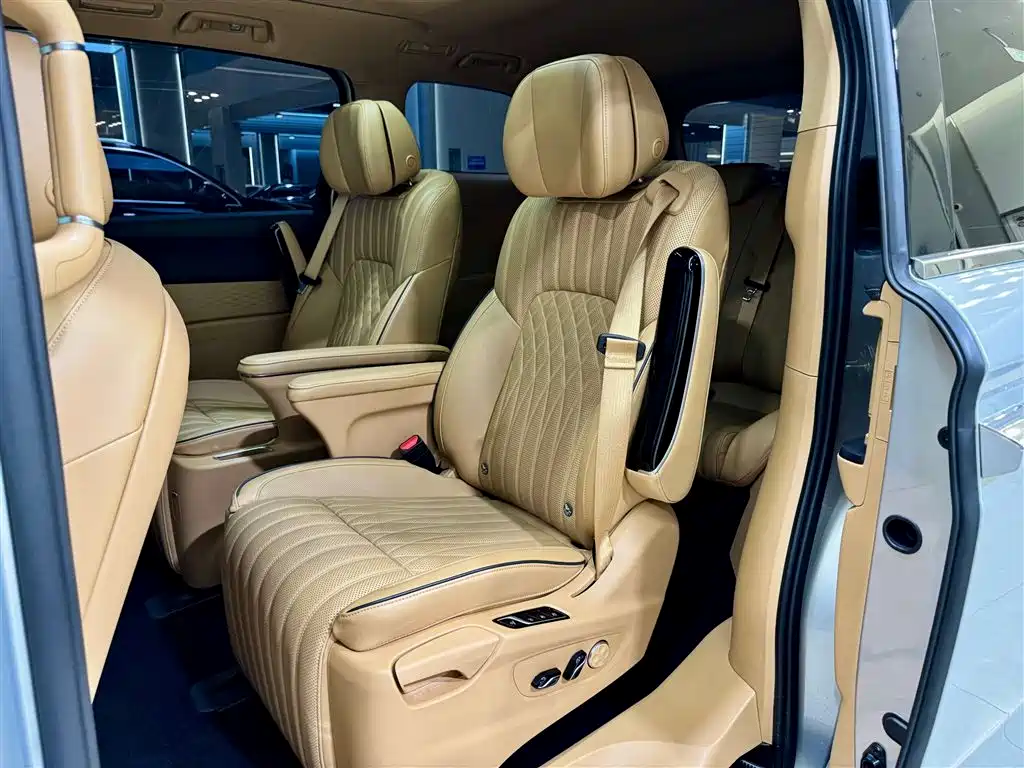 Voyah Auto Voyah Dreamer 2022 Low-carbon Dream+Smart Package фото 26