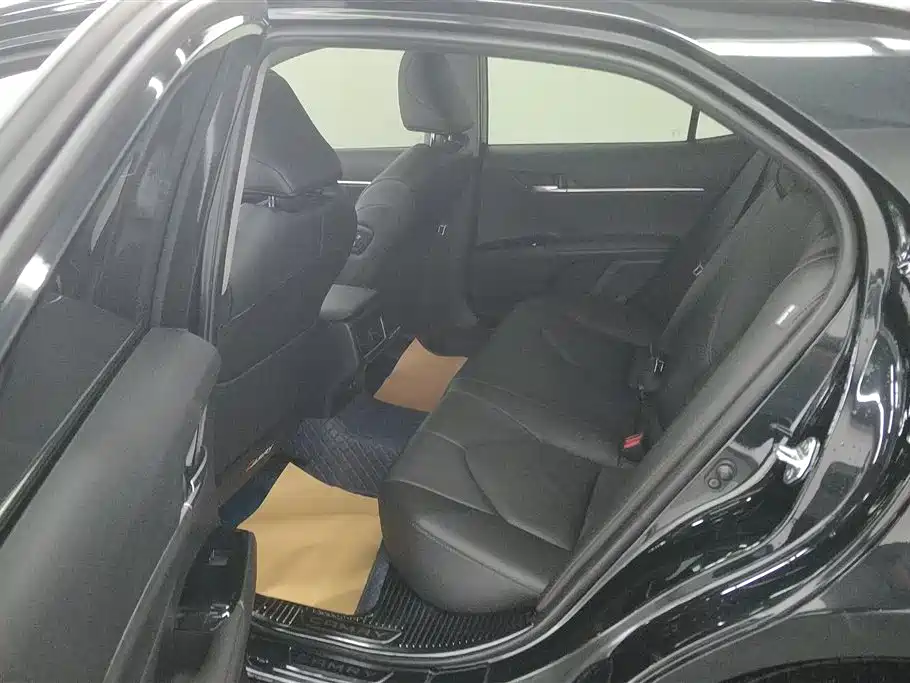 Toyota Camry 2021 2.0G Luxury Edition фото 11