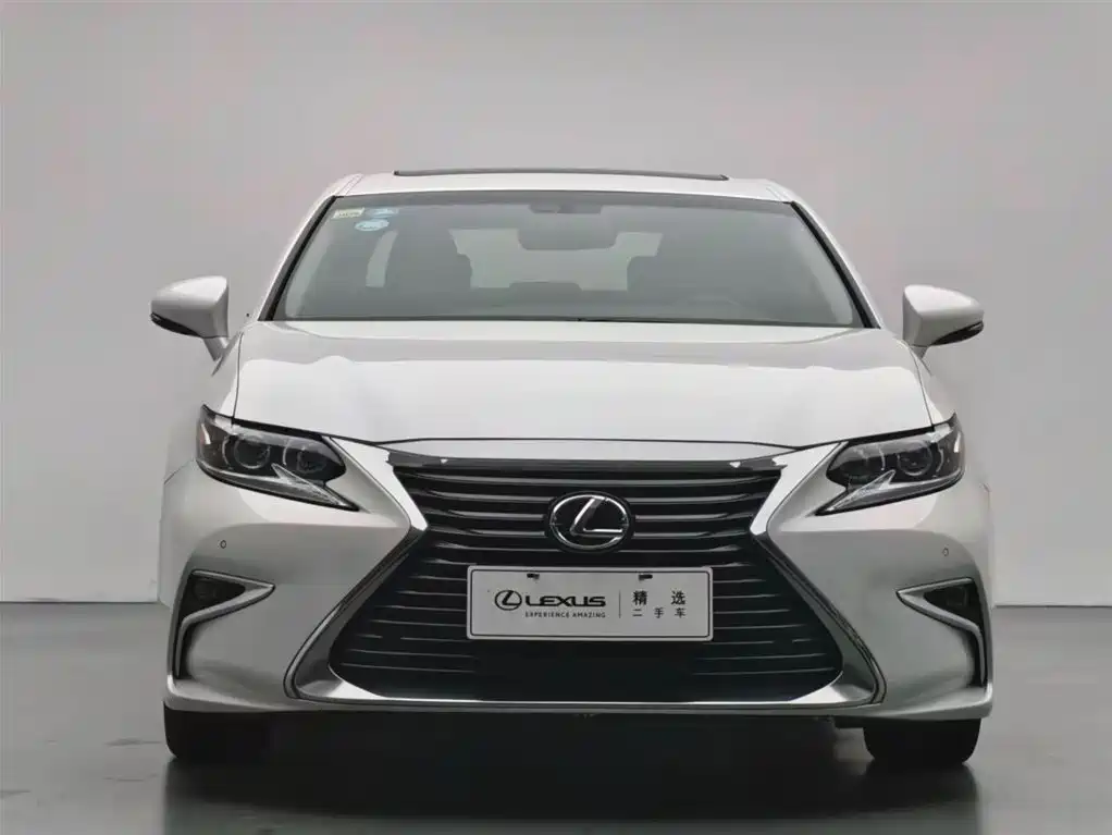 Lexus ES 2015 200 Elite Edition фото 2