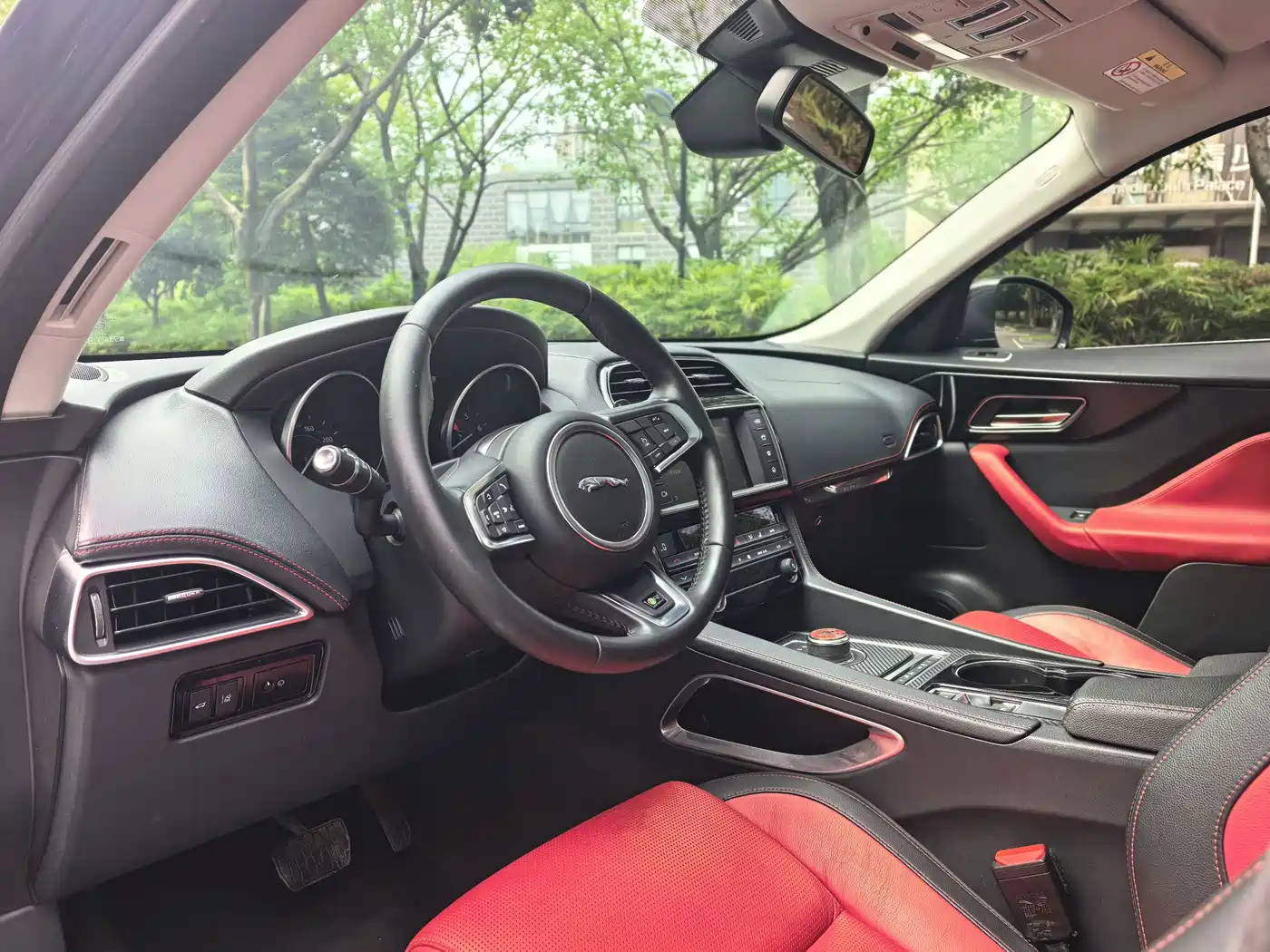 Jaguar F-PACE 2017 2016 3.0 SC 4WD R-Sport