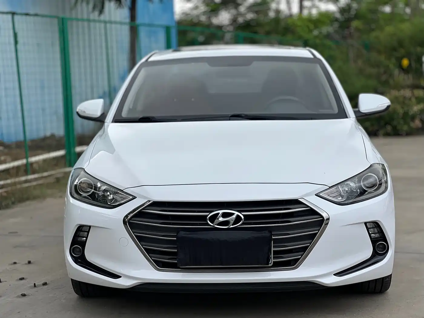 Hyundai Elantra 2016 Model 1.6L Automatic Smart Elite фото 2