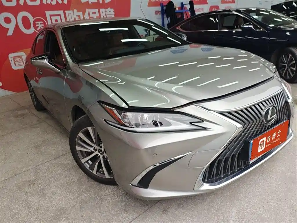 Lexus ES 2020 200 Excellence фото 2