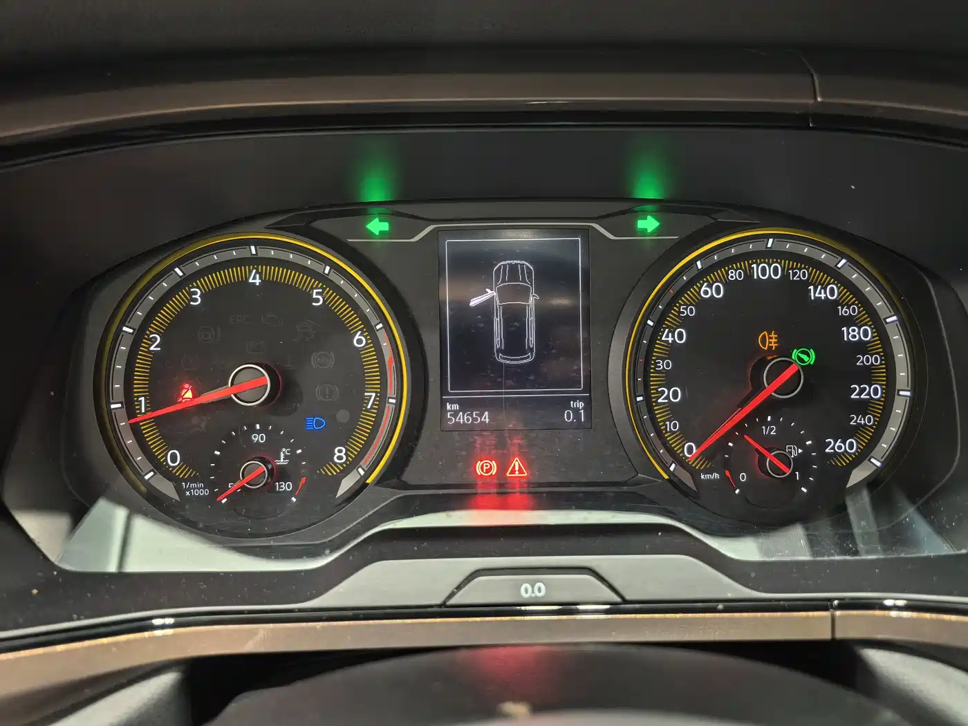 Volkswagen Tharu 2022 280TSI FWD Luxury Edition фото 5