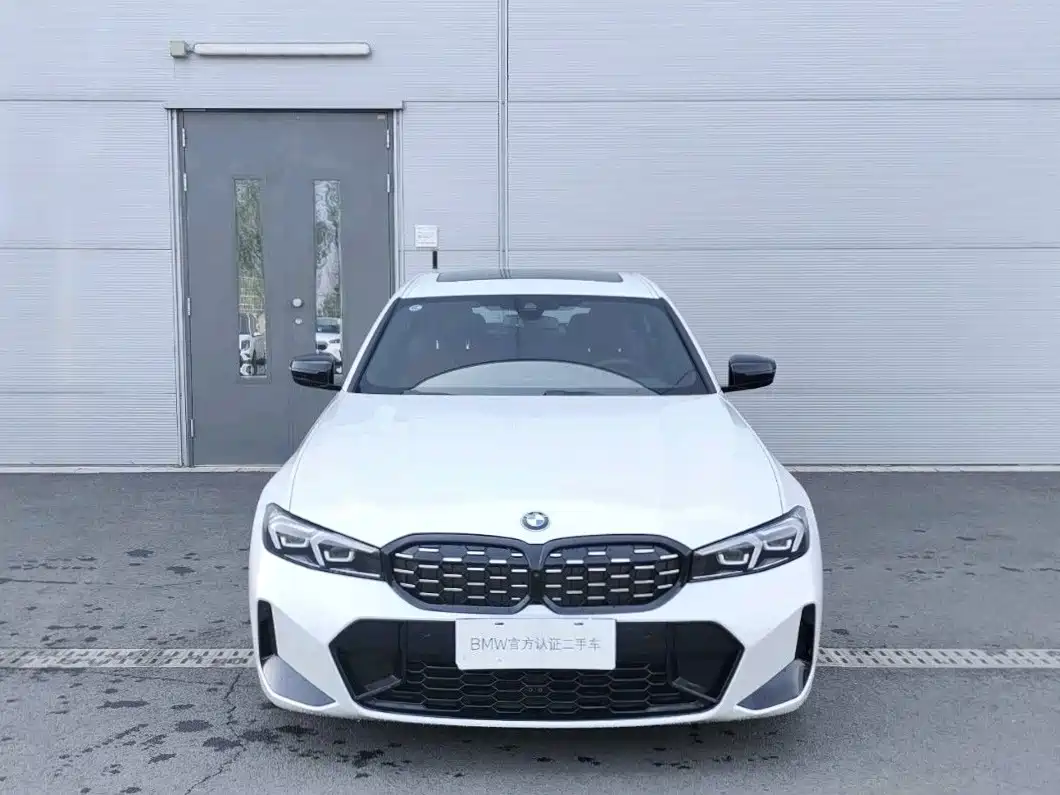 BMW 3 Series 2024 325i M Sport Shadowline Package фото 2