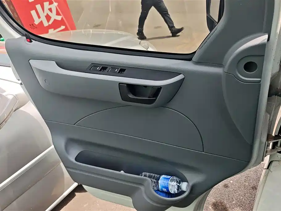 SAIC MAXUS XINTU V80