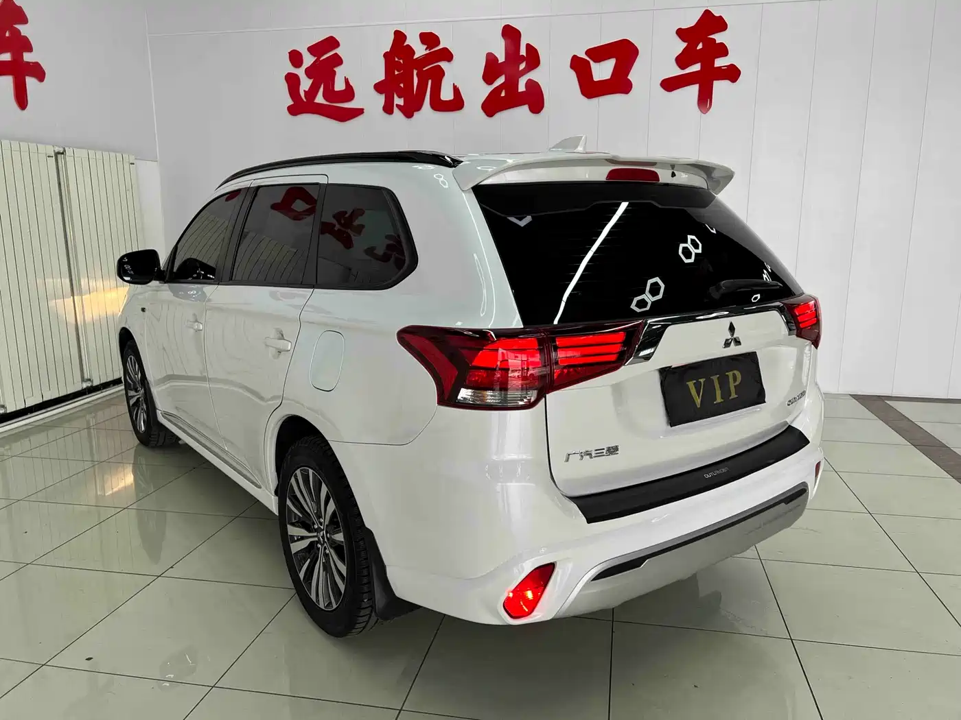 Mitsubishi Outlander 2021 Facelift 2.0L 2WD Comfort Edition 5-Seater фото 6