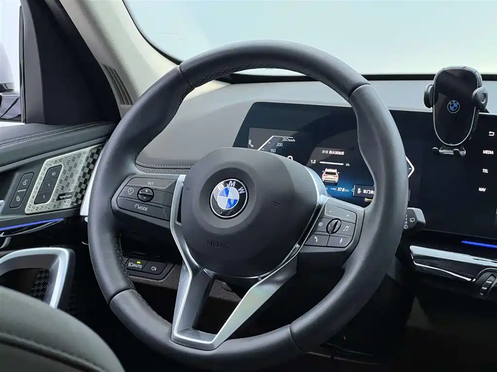 BMW X1 2023 sDrive25Li M Sport Package фото 14