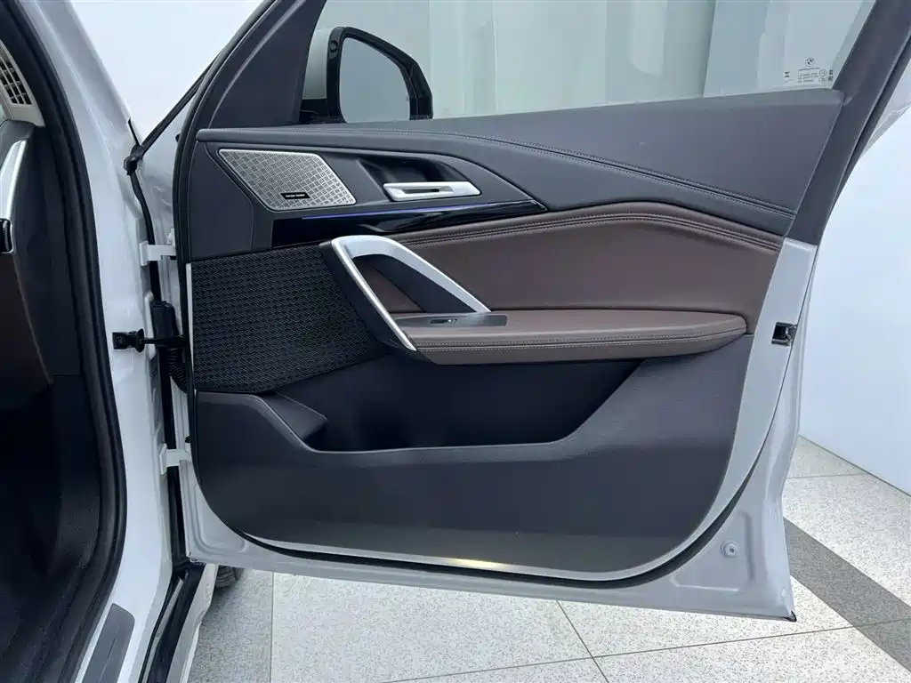 BMW X1 2023 sDrive25Li M Sport Package фото 30