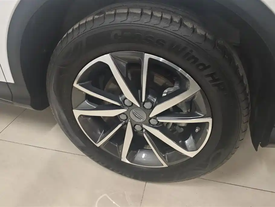 GEELY AUTOMOBILE BINYUE