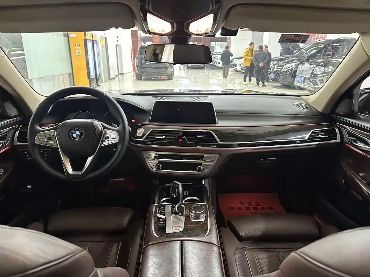 BMW 7 Series 2016 740Li Leading Edition фото 6