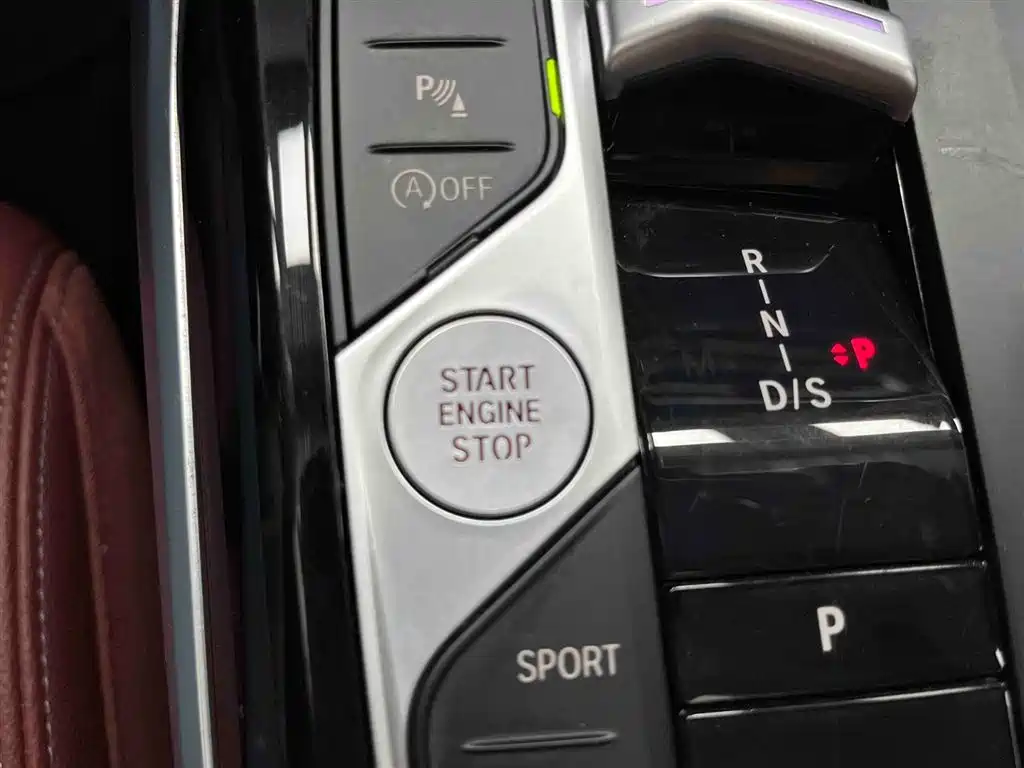 BMW 3 Series 2023 320Li M Sport Package фото 4