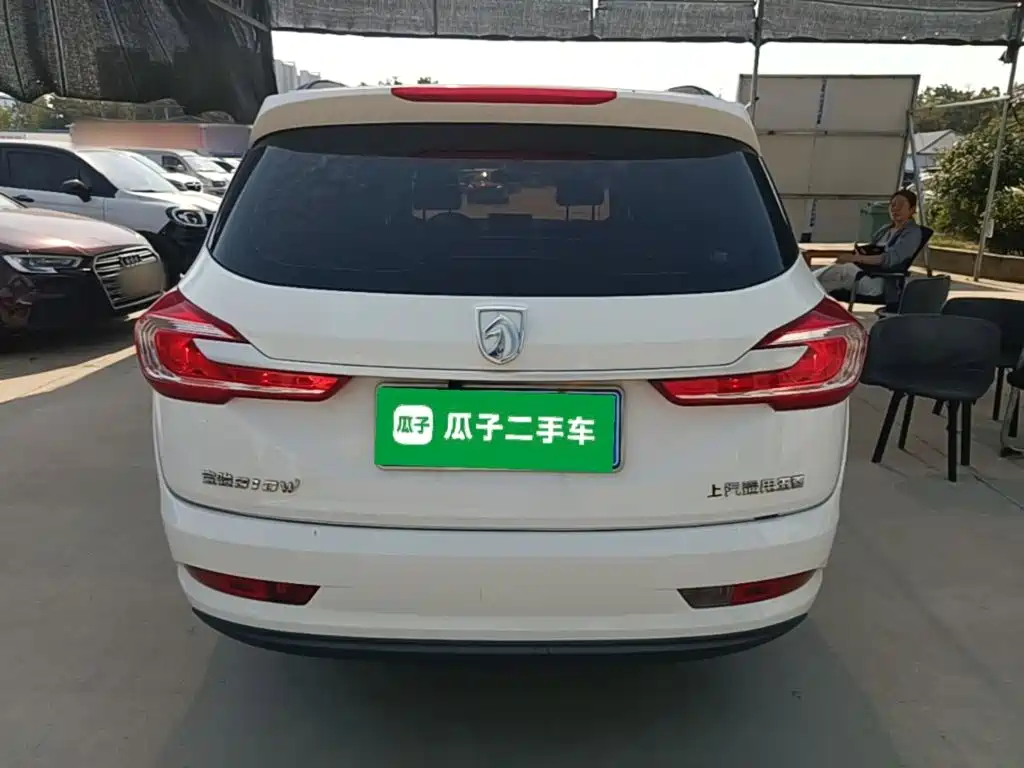 Baojun 310W 2019 2017 1.5L Manual Comfort China VI