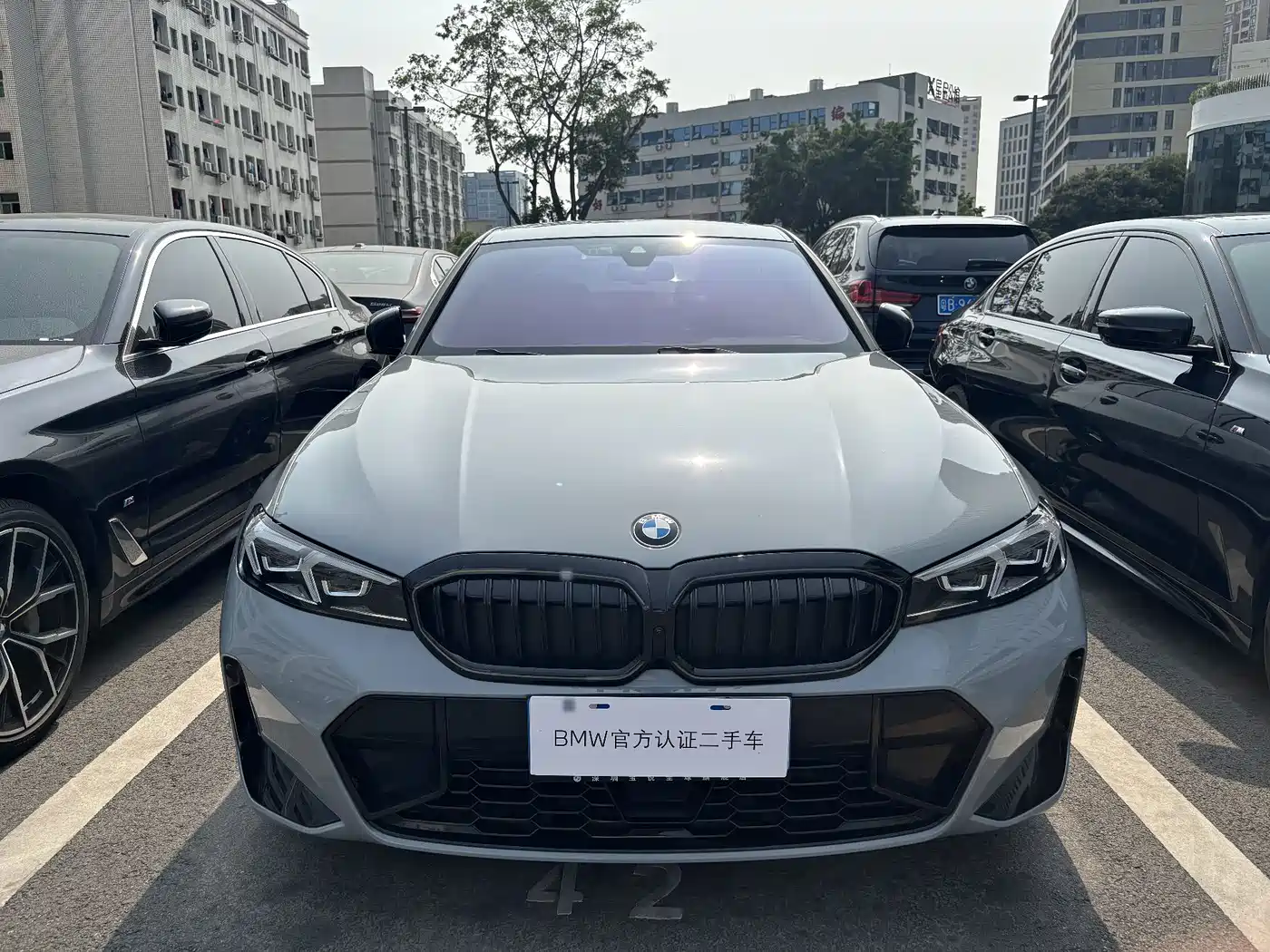 BMW 3 Series 2025 330Li M Sport Night Edition фото 2