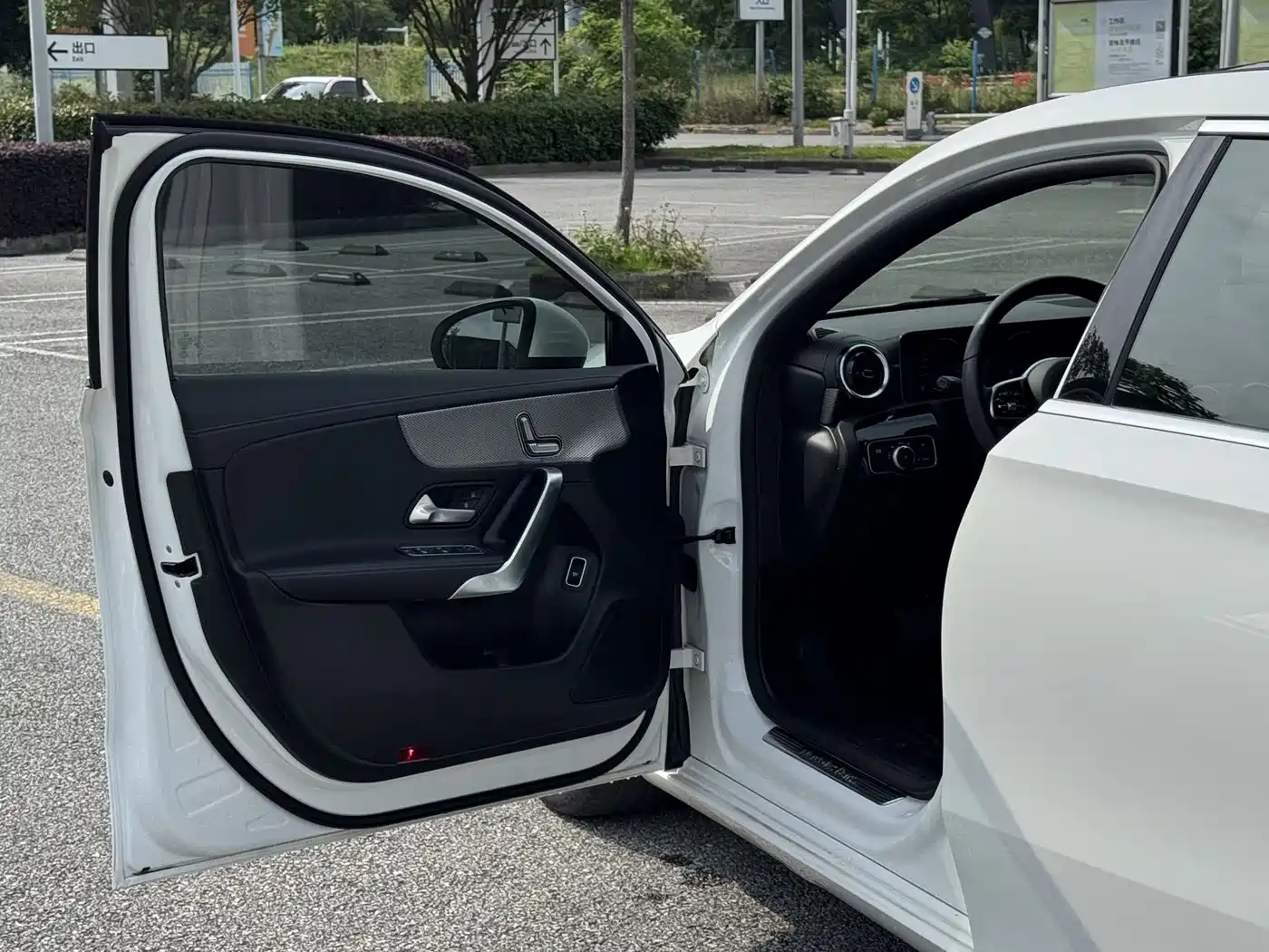 Mercedes-Benz A-Class 2019 A 200 L фото 7