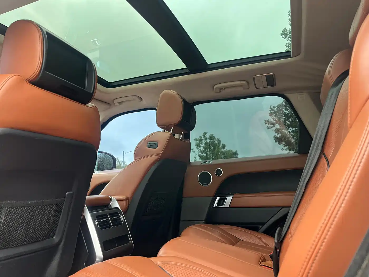 Land Rover Range Rover Sport фото 5