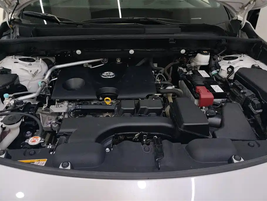 Toyota Venza 2022 2.0L CVT 2WD Premium фото 10