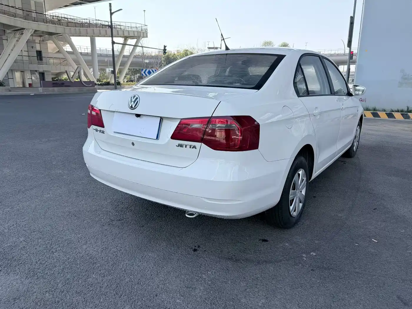 Volkswagen Jetta 2015 Value Edition 1.6L Manual Fashion фото 9