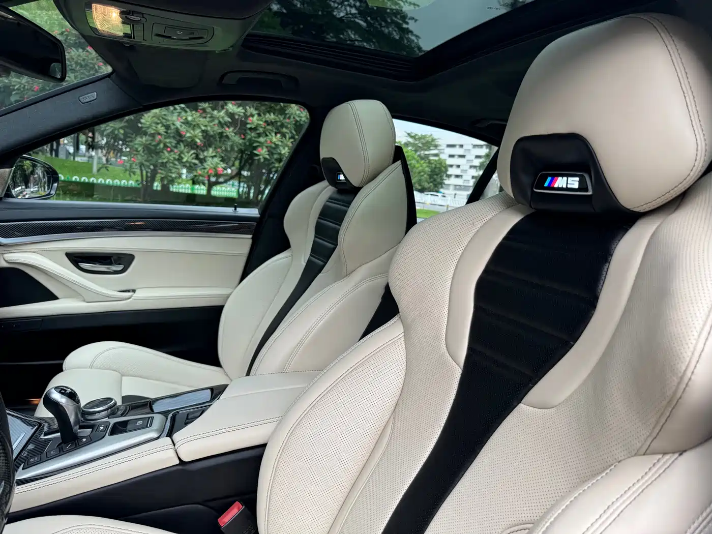 BMW M5 2014 M5 фото 12