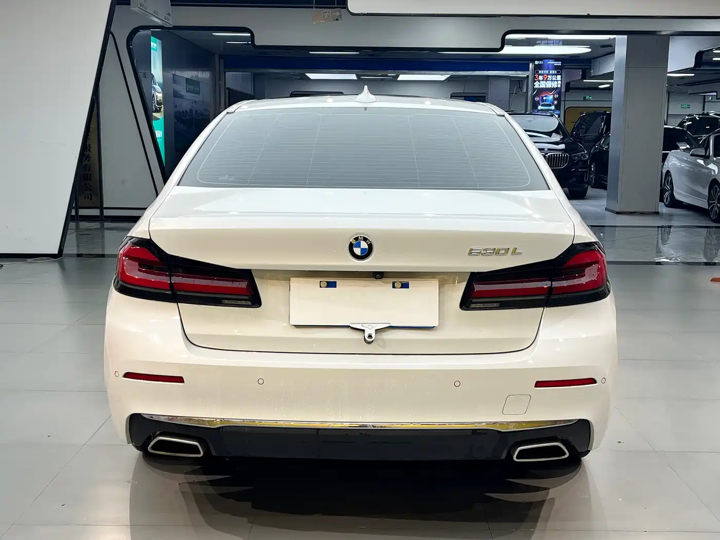 BMW 5 Series 2021 530Li Premium Luxury Package фото 19