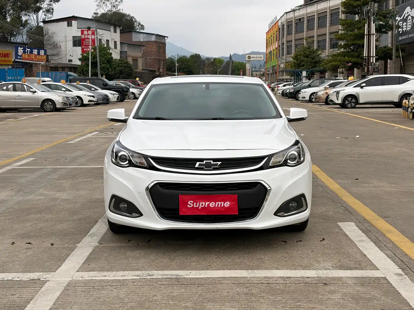 Chevrolet Malibu 2017 1.5T Automatic Luxury Edition фото 2