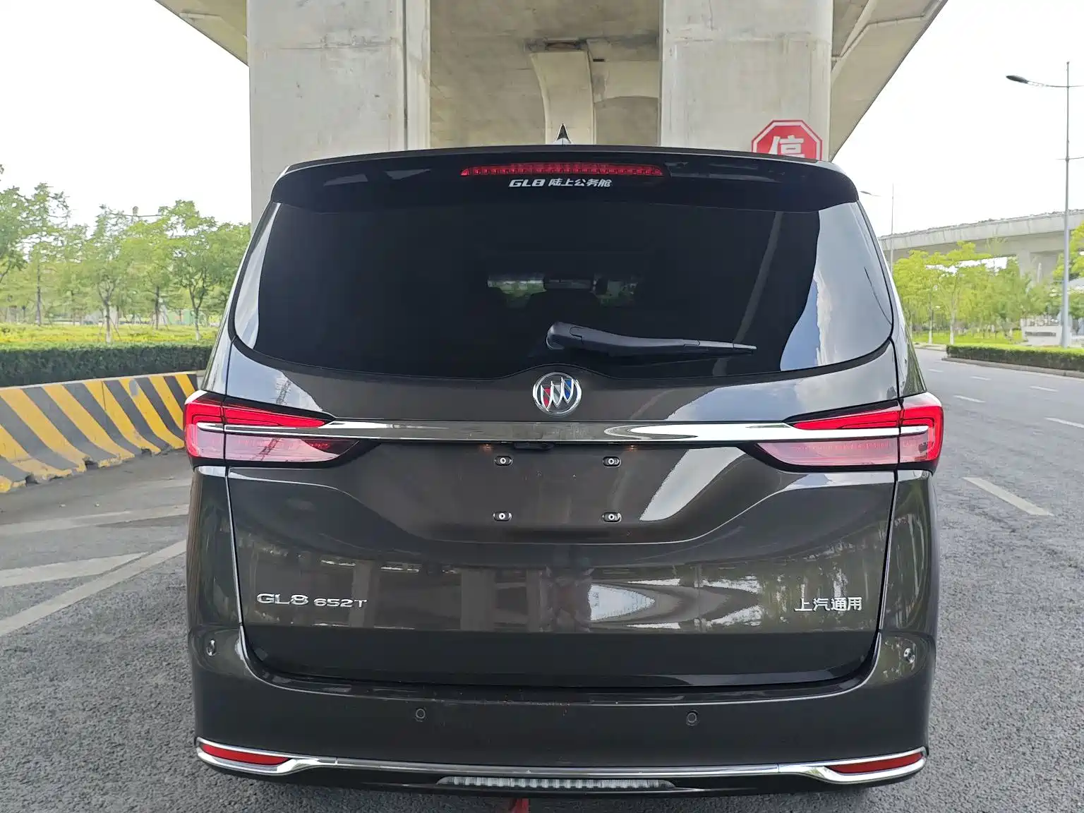 Фото 3 - Buick GL8
